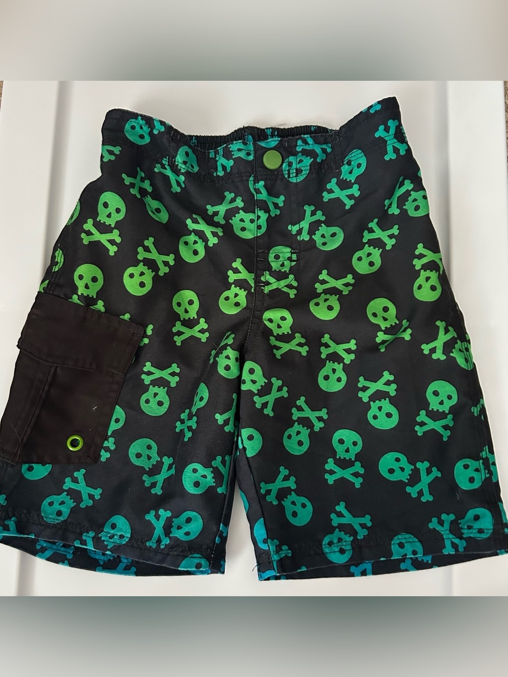 5/$20 Gymboree Boys swim shorts 4T